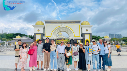 TOUR SINGAPORE-MALAYSIA 5 NGÀY 4 ĐÊM - 3 SAO TỪ HÀ NỘI 